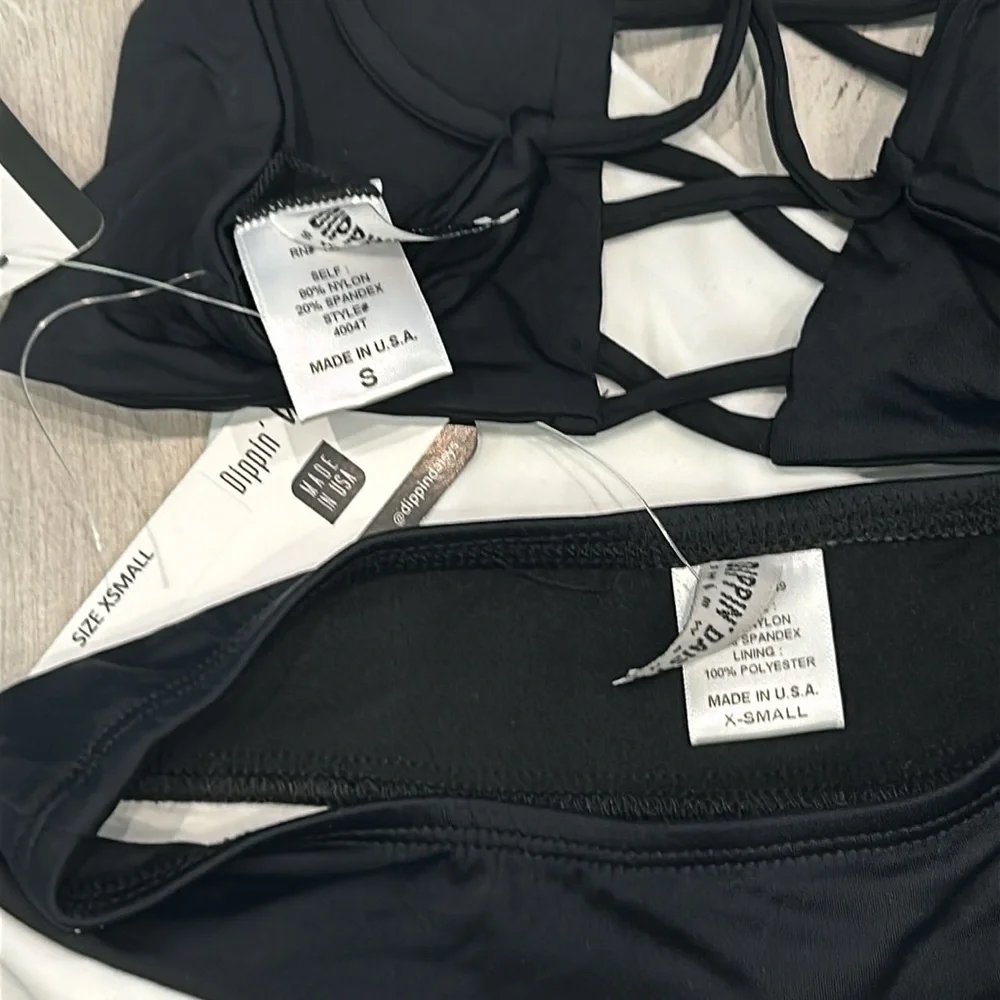 Dippin' Daisy's white and black two piece bikini set size XS s